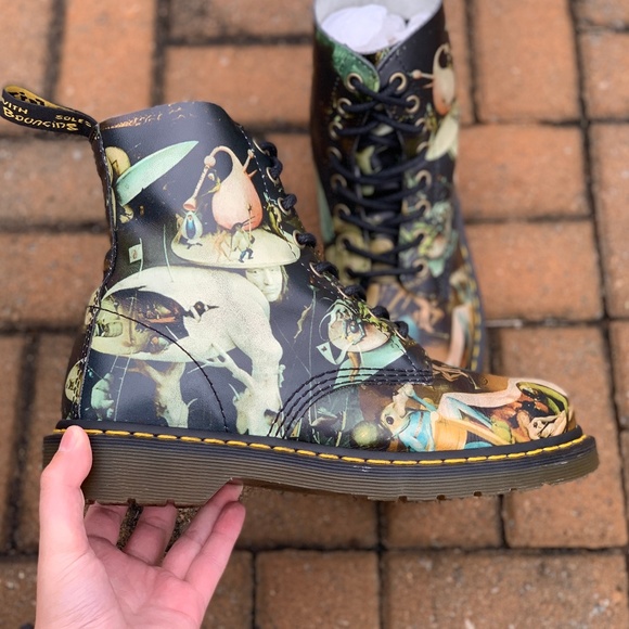 Dr. Martens Shoes - Dr. Marten's Hieronymus Bosch Pascal Boots L9/M8